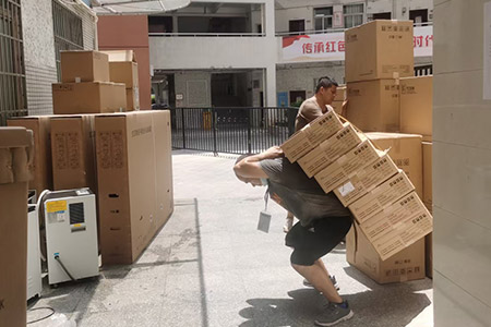 广州华景路居民搬家 居民搬家 服务优公司搬家提供2吨货车